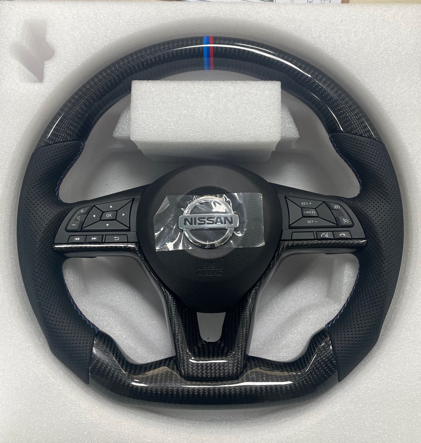 NP300 D23 (S5) 2021-Current Steering Wheel