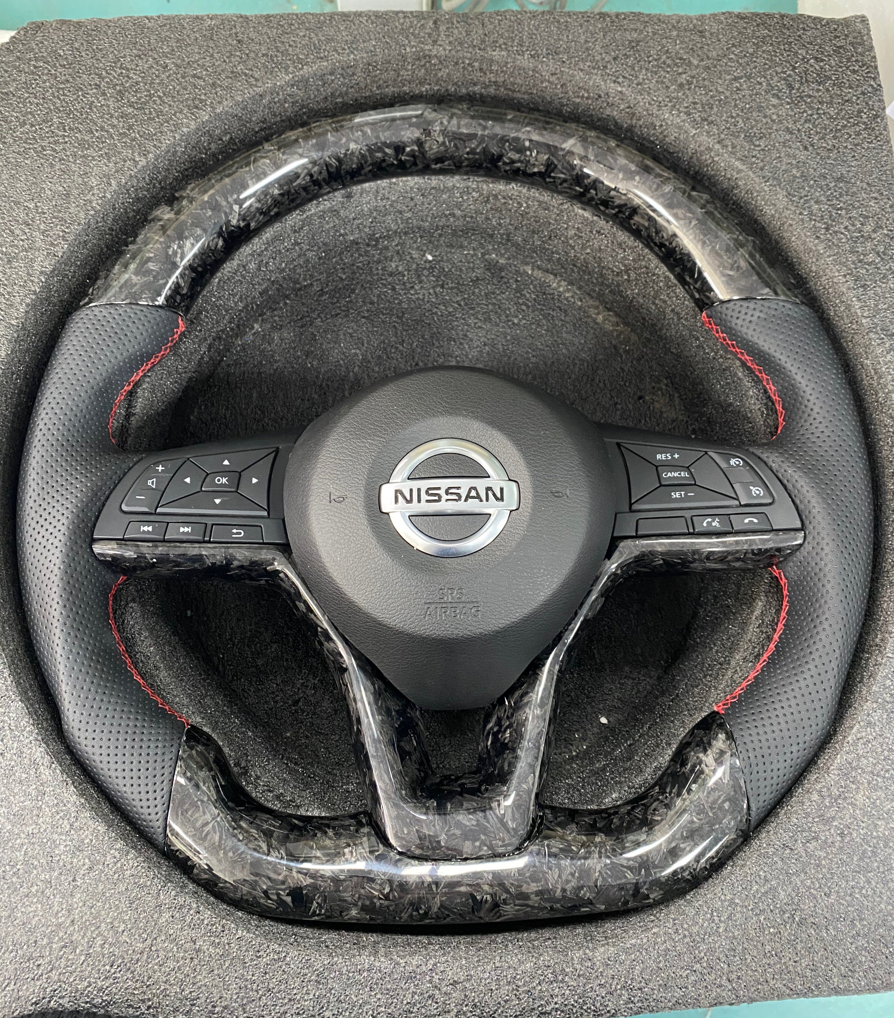 NP300 D23 (S5) 2021-Current Steering Wheel